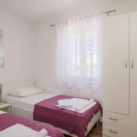 Apartman Sanda - With Pool *